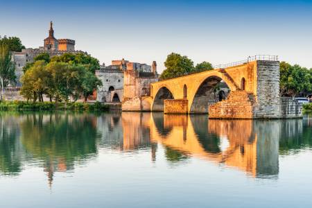 Our services in the sector of Châteauneuf-du-Pape Wine Region